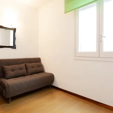 Apartment Lets Holidays Sea Views On The 3 Tossa de Mar