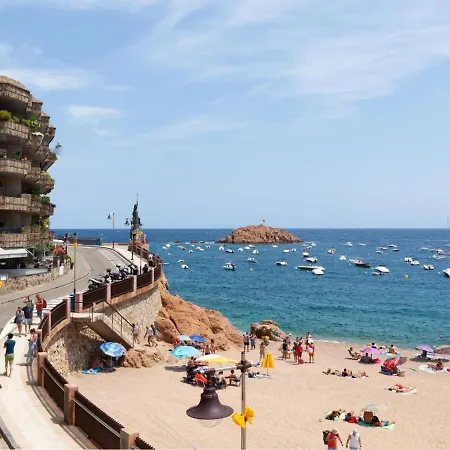 Lets Holidays Sea Views On The 3 *
